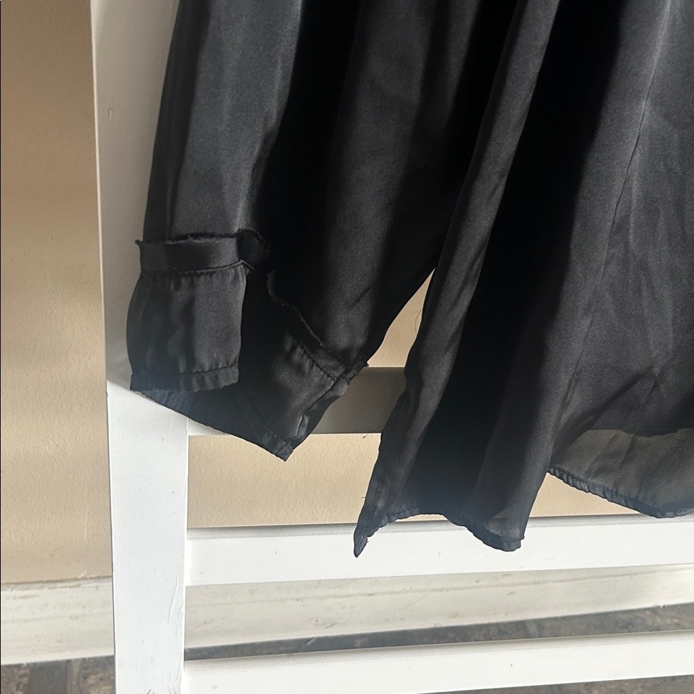 Intimately Free People Black Women's Silky Satin Button-Front Blouse Size Large - Picture 2 of 10